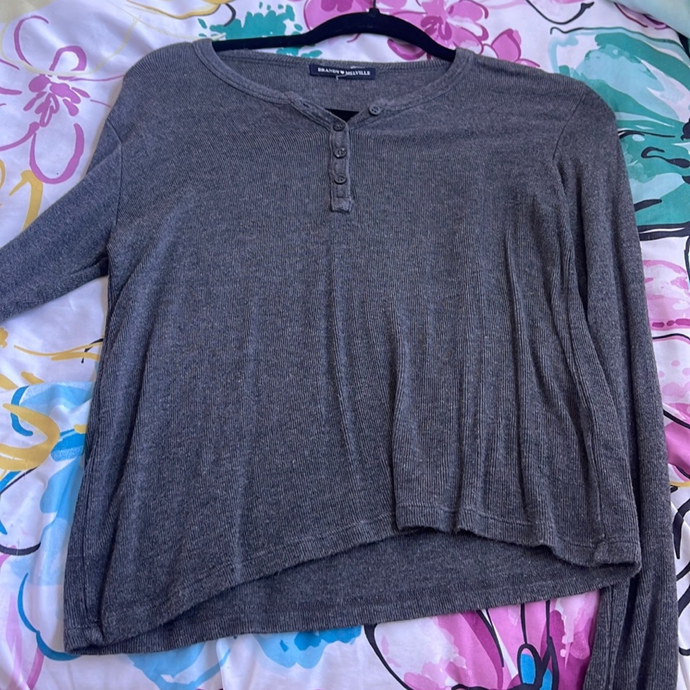 Selling this old gray brandy Melville sweater